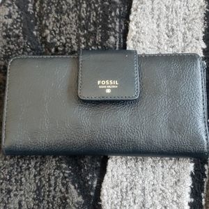 Fossil Wallet